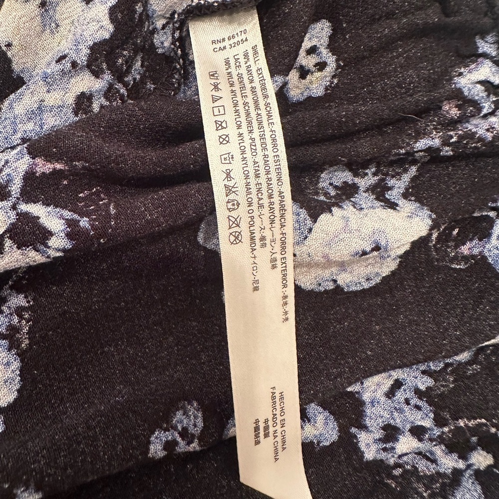 Intimately by Free People Forties Feels Black Floral and Lace Bodysuit Sz M - Picture 10 of 11